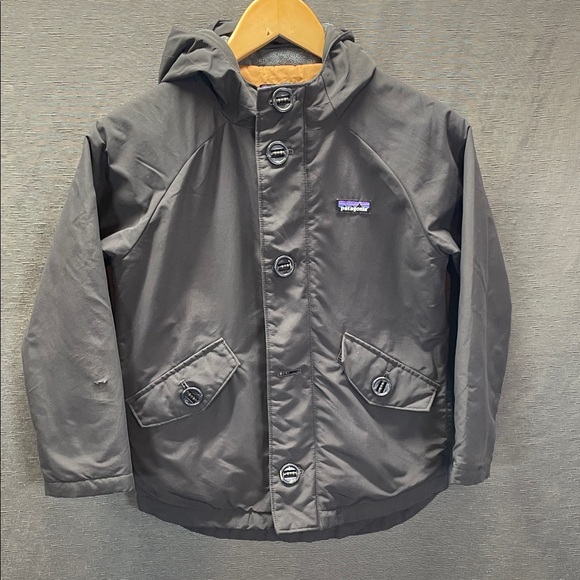 Patagonia Other - Patagonia Kids Charcoal Hooded insulated Raincoat
